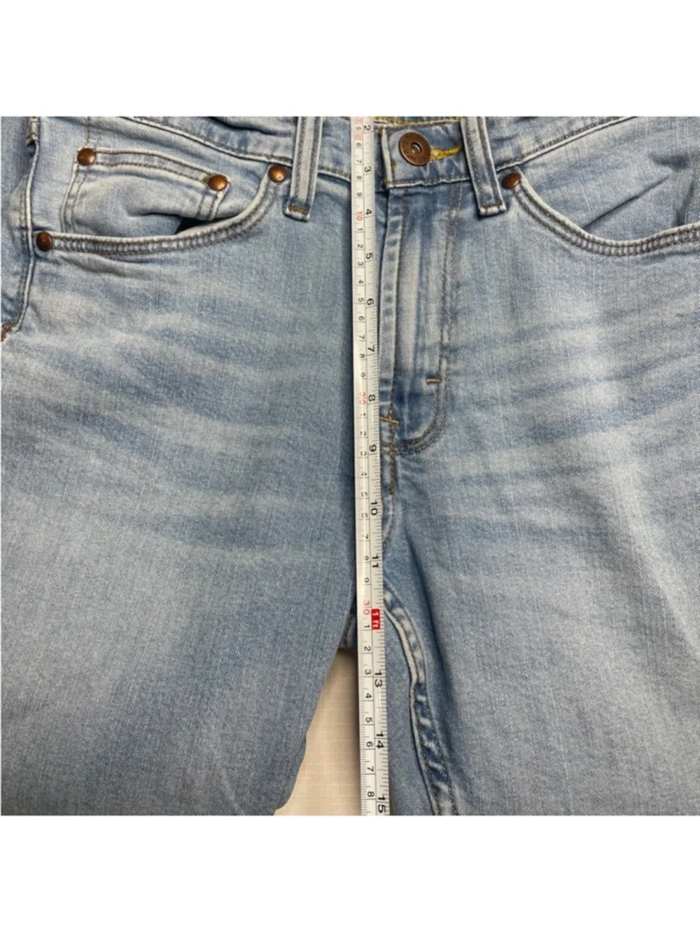 Wrangler Relaxed Boot Medium Washed Jeans (30)